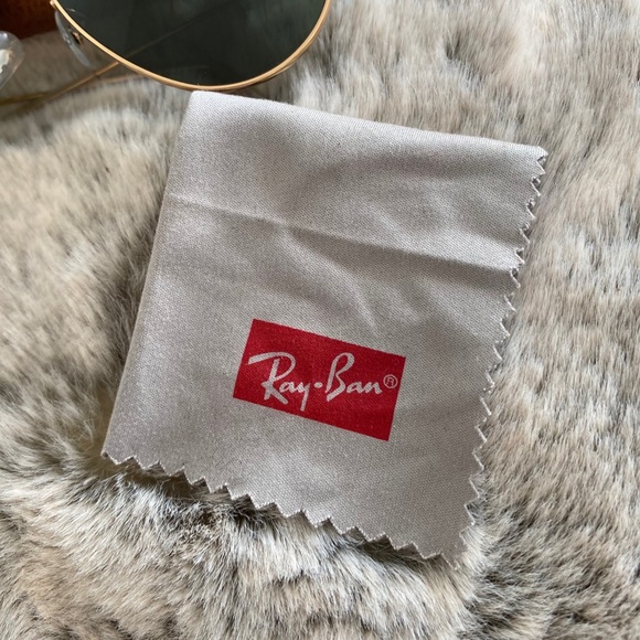 Authentic Ray Ban Aviator Sunglasses Gold - Picture 4 of 10